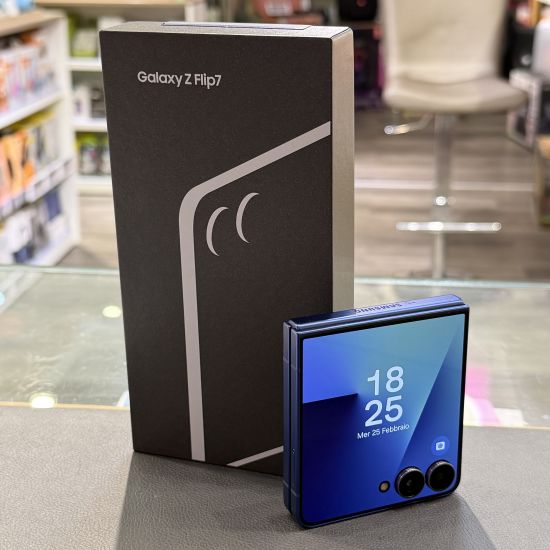 SAMSUNG S22 5G 256GB 8GB RAM